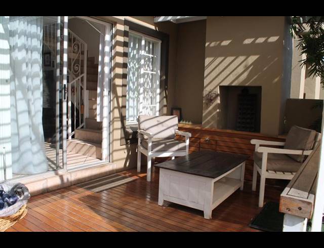 2 BEDROOM TOWNHOUSE FOR SALE IN EDEN GLEN